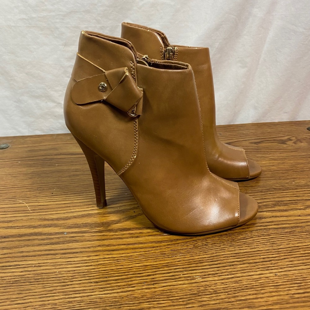 Guess Booties Peep Toe Stiletto Heel Ankle Boots‎ Tan Brown Bow Detail 6.5M